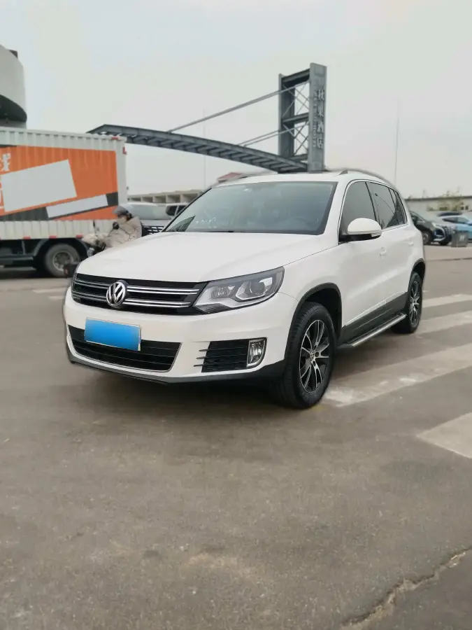 2016 Volkswagen Tiguan 1.8T 160HP L4 6AT