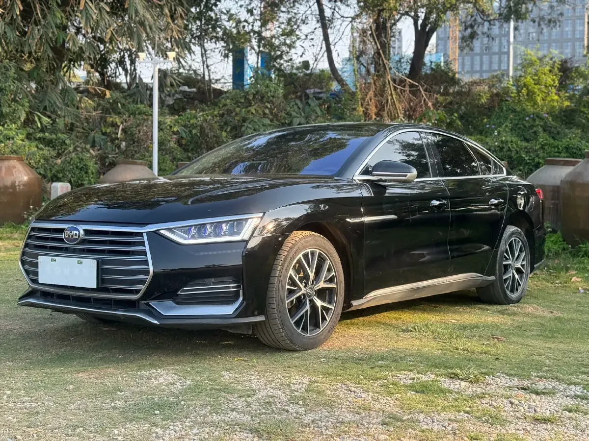 2022 BYD e9 BEV 63.36KWH,autocango,china used car exporter,china ev exporter,chinese used car exporter,chinese used ev exporter