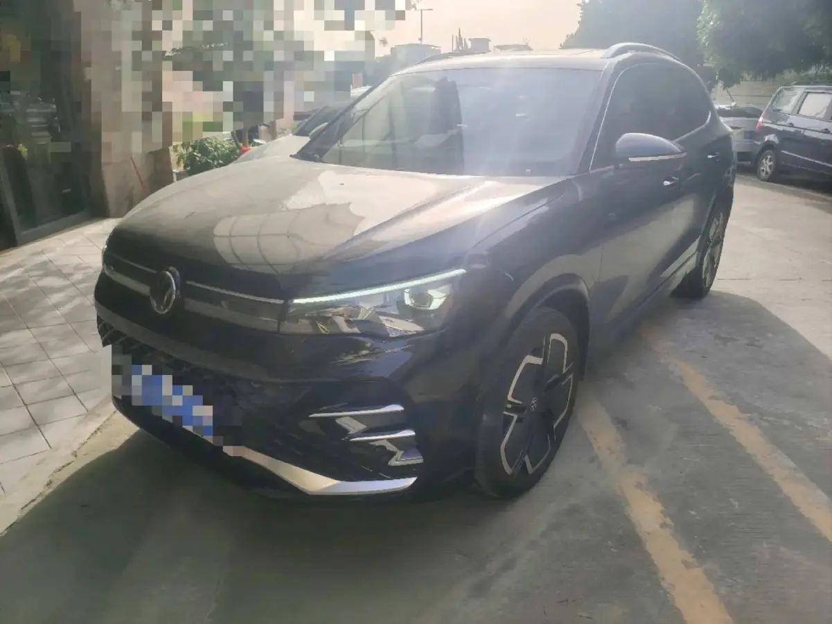 2024 Volkswagen Tiguan L 2.0T 186HP L4 7DCT