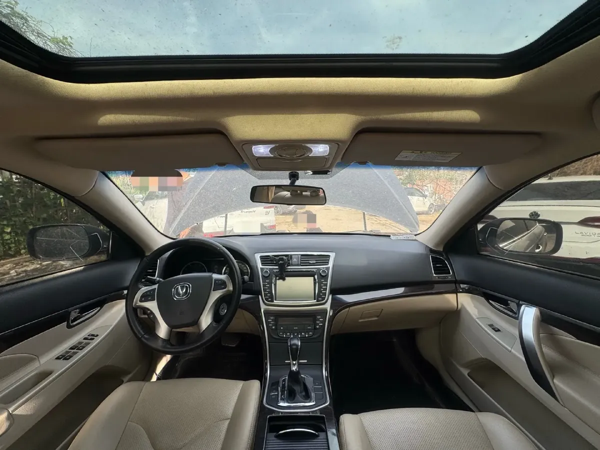 2014 ChangAn Raeton 1.8T 177HP L4 6AT,autocango,china used car exporter,china ev exporter,chinese used car exporter,chinese used ev exporter