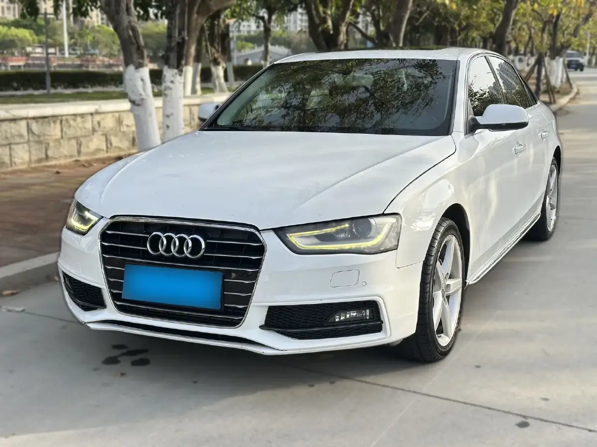 2016 Audi A4L 2.0T 180HP L4 CVT