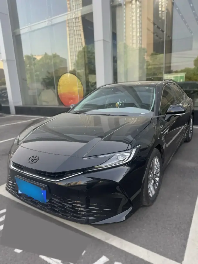 2024 Toyota Camry 2.0L 173HP L4 CVT