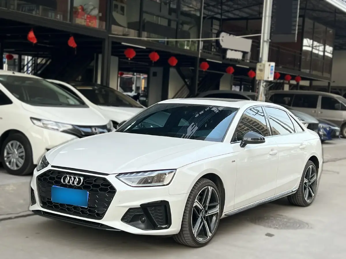 2024 Audi A4L 2.0T 190HP L4 7DCT
