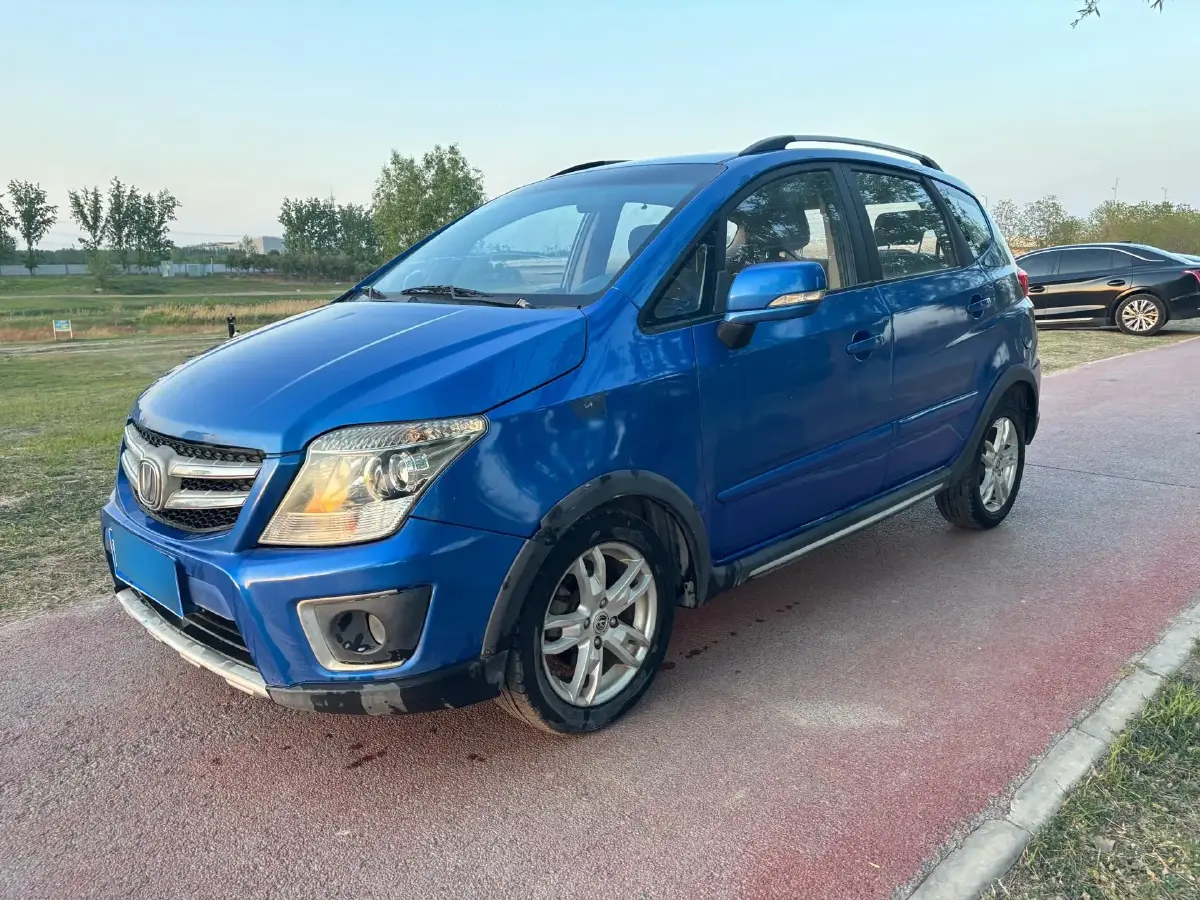 2014 ChangAn CX20 1.4L 101HP L4 5MT