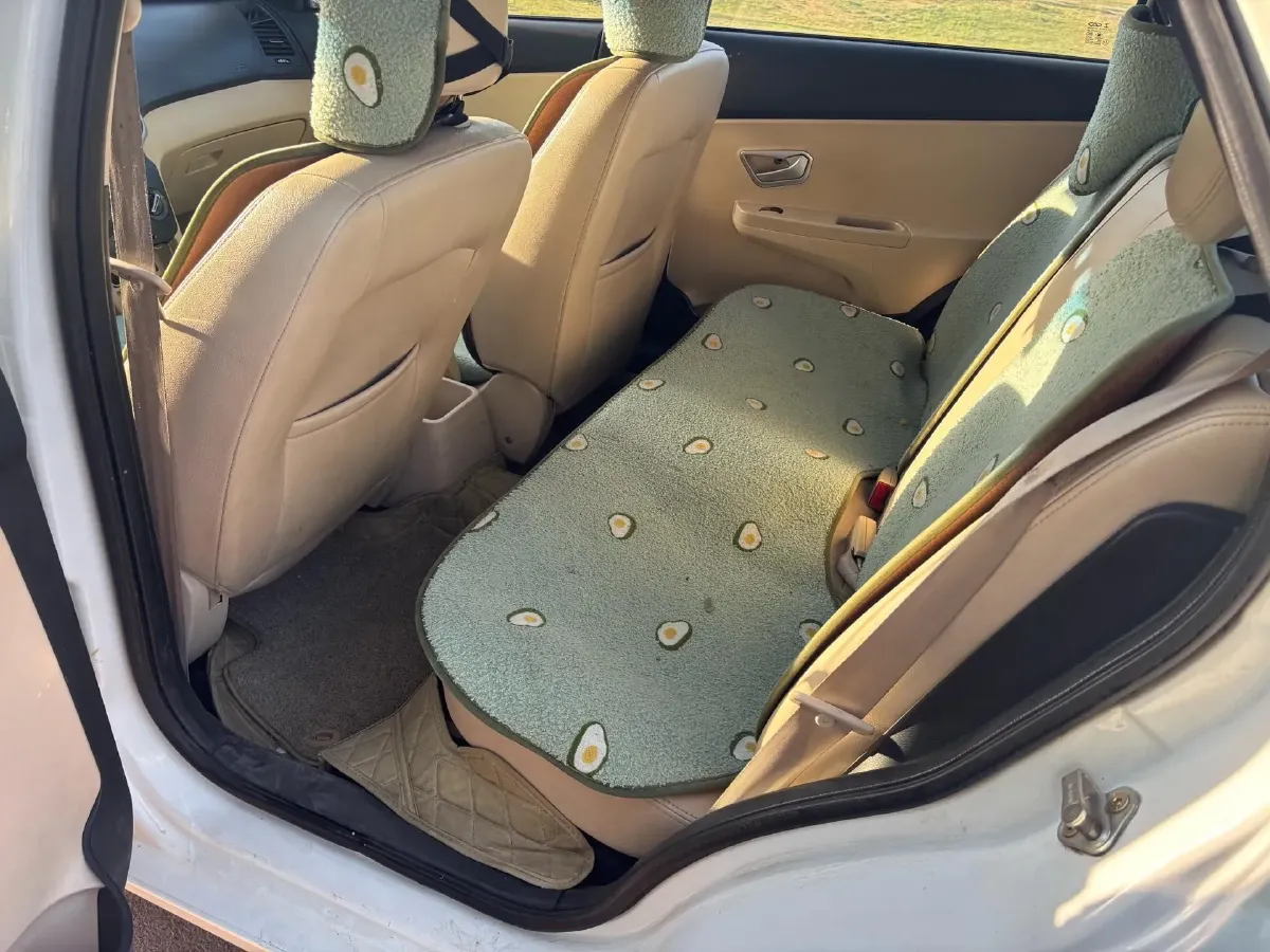 2013 Chery Fulwin 2 1.5L 109HP L4 5AMT,autocango,china used car exporter,china ev exporter,chinese used car exporter,chinese used ev exporter