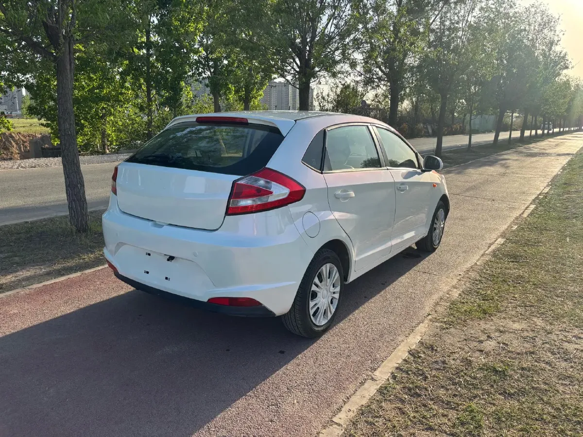 2013 Chery Fulwin 2 1.5L 109HP L4 5AMT,autocango,china used car exporter,china ev exporter,chinese used car exporter,chinese used ev exporter