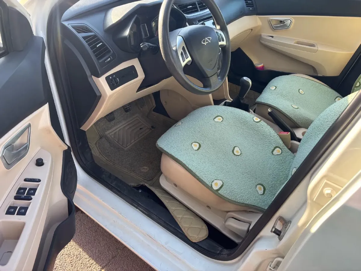 2013 Chery Fulwin 2 1.5L 109HP L4 5AMT,autocango,china used car exporter,china ev exporter,chinese used car exporter,chinese used ev exporter