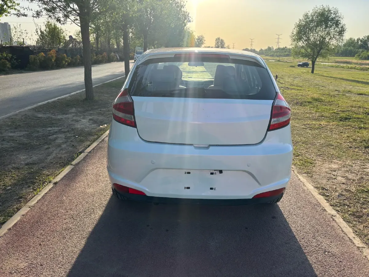 2013 Chery Fulwin 2 1.5L 109HP L4 5AMT,autocango,china used car exporter,china ev exporter,chinese used car exporter,chinese used ev exporter