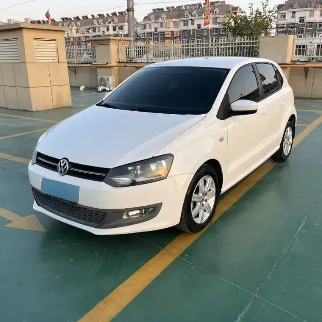 2013 Volkswagen Polo 1.4L 86HP L4 5MT