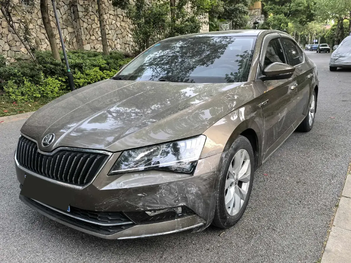 2018 Skoda Superb 1.4T 150HP L4 7DCT