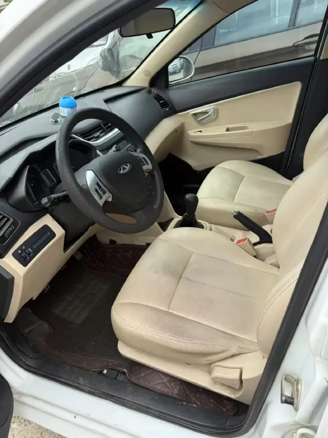 2015 Chery Fulwin 2 1.5L 109HP L4 5MT,autocango,china used car exporter,china ev exporter,chinese used car exporter,chinese used ev exporter