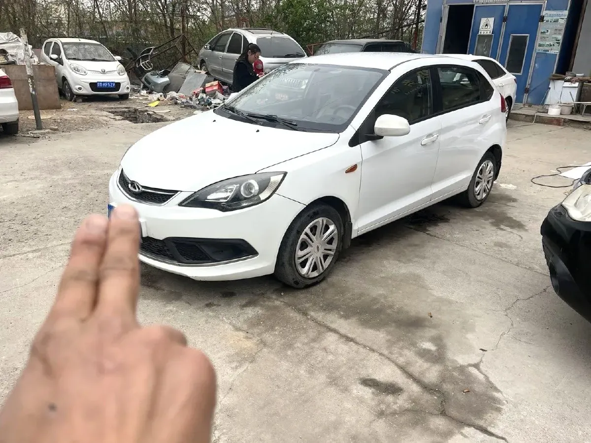 2015 Chery Fulwin 2 1.5L 109HP L4 5MT,autocango,china used car exporter,china ev exporter,chinese used car exporter,chinese used ev exporter