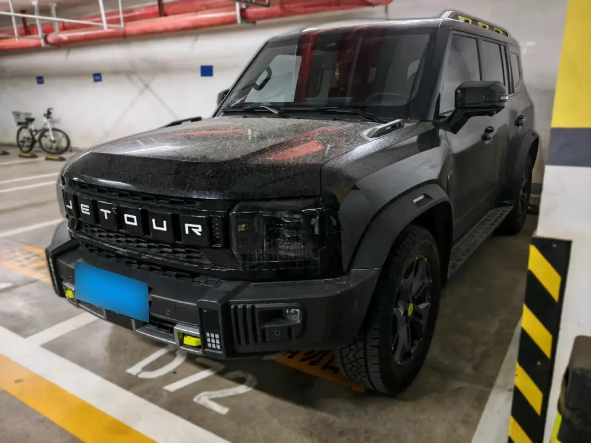 2023 Jetour Traveller 2.0T 254HP L4 7DCT