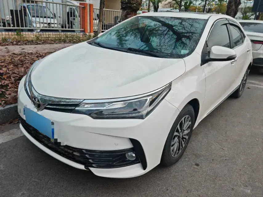 2018 Toyota Corolla 1.2T 116HP L4 CVT