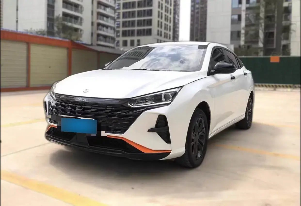 2023 DongFeng Aeolus YiXuan 1.5L 125HP L4 5MT