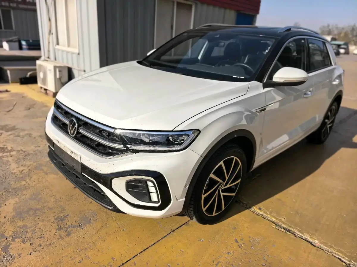 2023 Volkswagen T-Roc 1.5T 160HP L4 7DCT