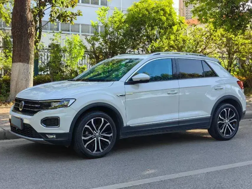 2019 Volkswagen T-Roc 1.4T 150HP L4 7DCT