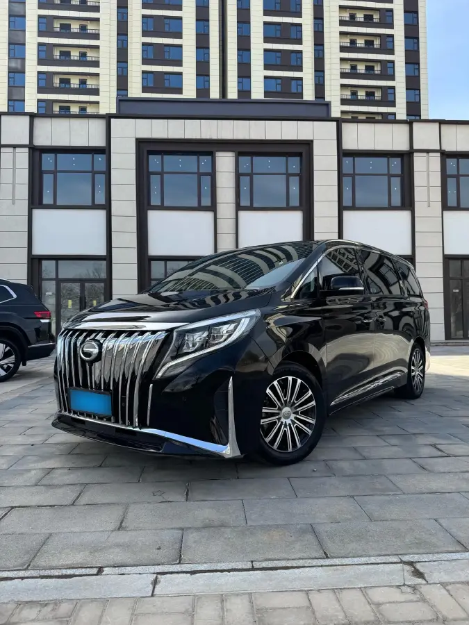 2021 GAC Trumpchi M8 2.0T 252HP L4 8AT