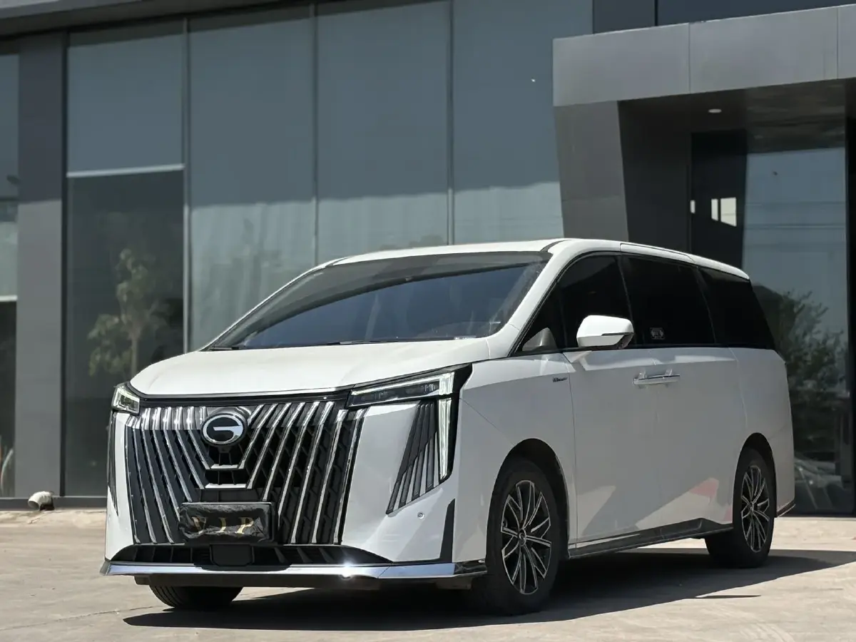 2023 GAC Trumpchi M8 2.0T 252HP L4 8AT