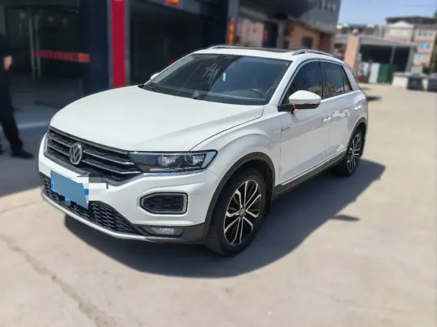 2021 Volkswagen T-Roc 1.4T 150HP L4 7DCT