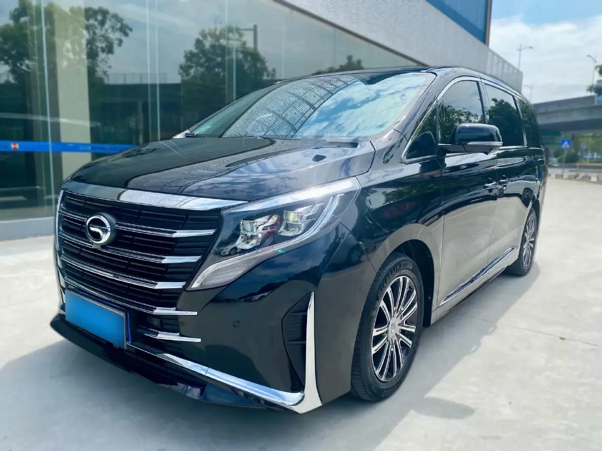 2021 GAC Trumpchi M8 2.0T 252HP L4 8AT