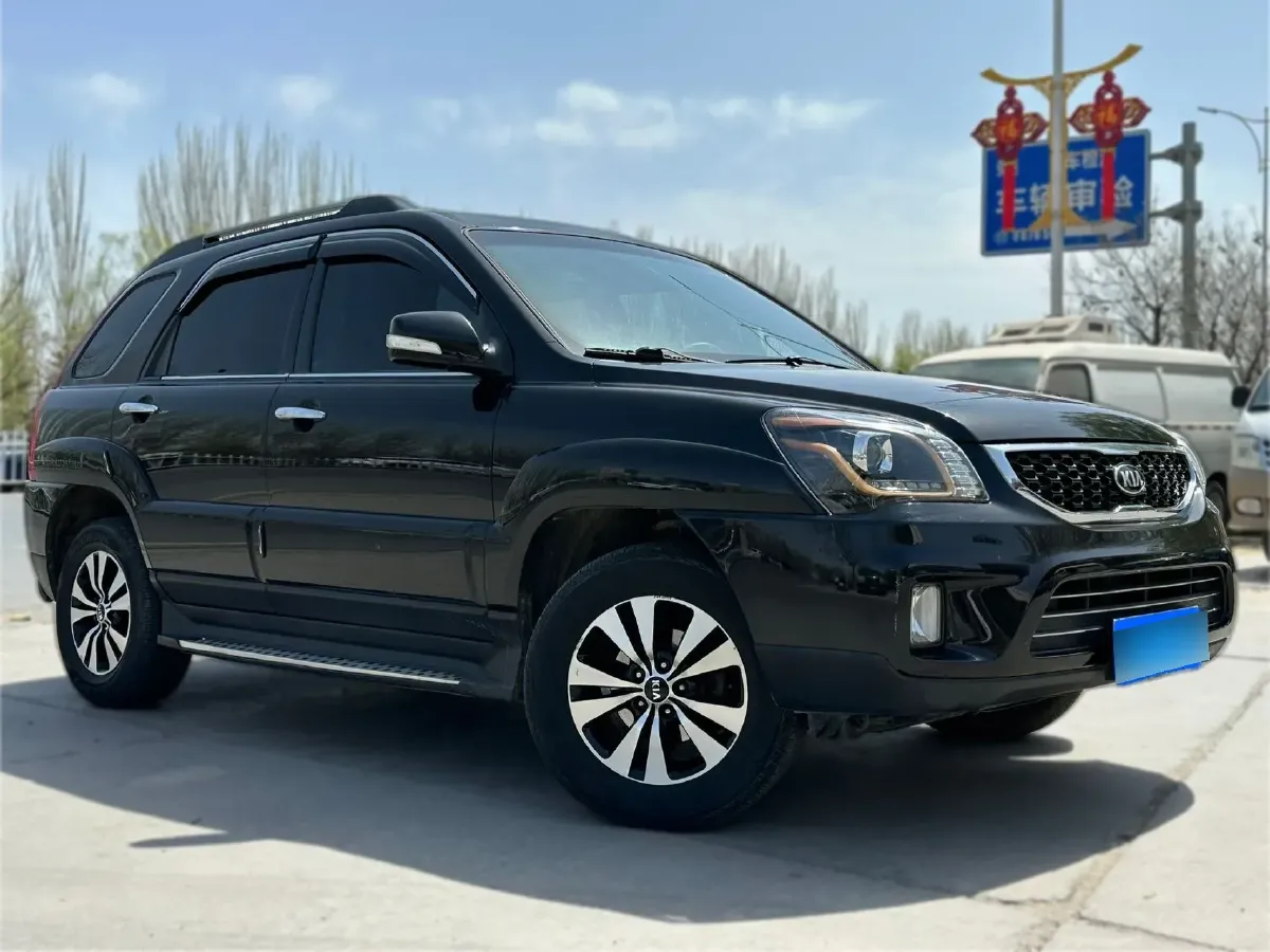 2013 Kia Sportage 2.0L 142HP L4 4AT,autocango,china used car exporter,china ev exporter,chinese used car exporter,chinese used ev exporter
