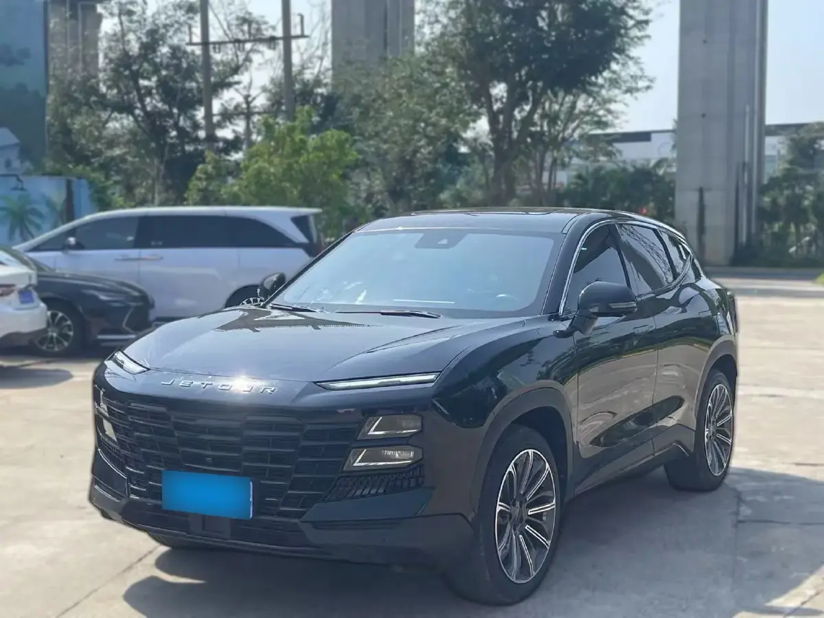 2022 Jetour DASHING 1.6T 197HP L4 7DCT