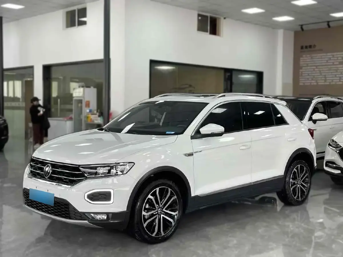 2021 Volkswagen T-Roc 1.4T 150HP L4 7DCT