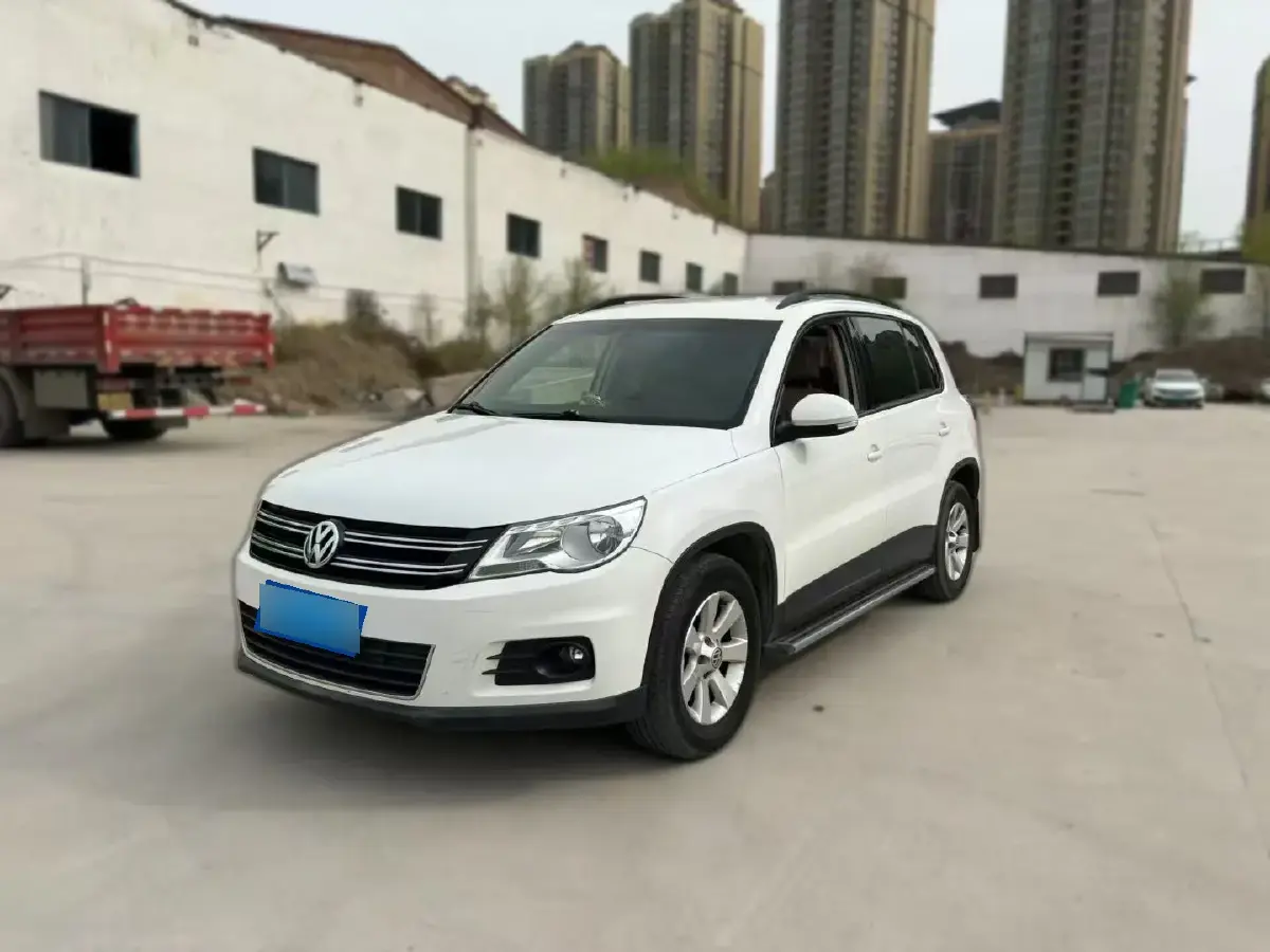 2010 Volkswagen Tiguan 1.8T 160HP L4 6AT