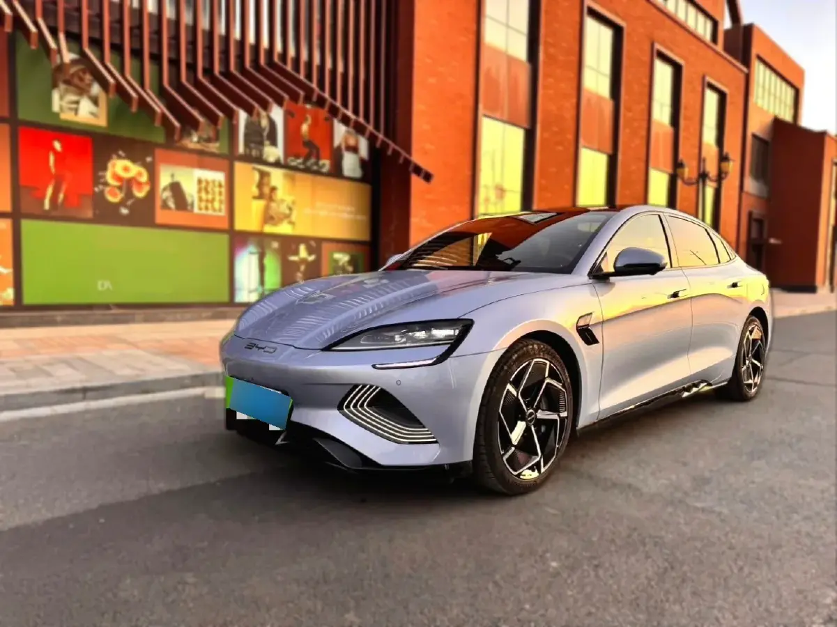 2023 BYD Seal BEV 82.5KWH