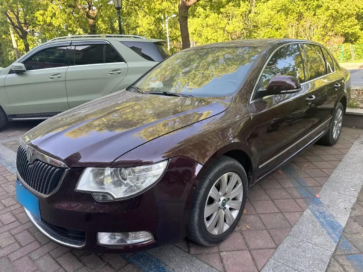 2012 Skoda Superb 1.8T 160HP L4 5MT