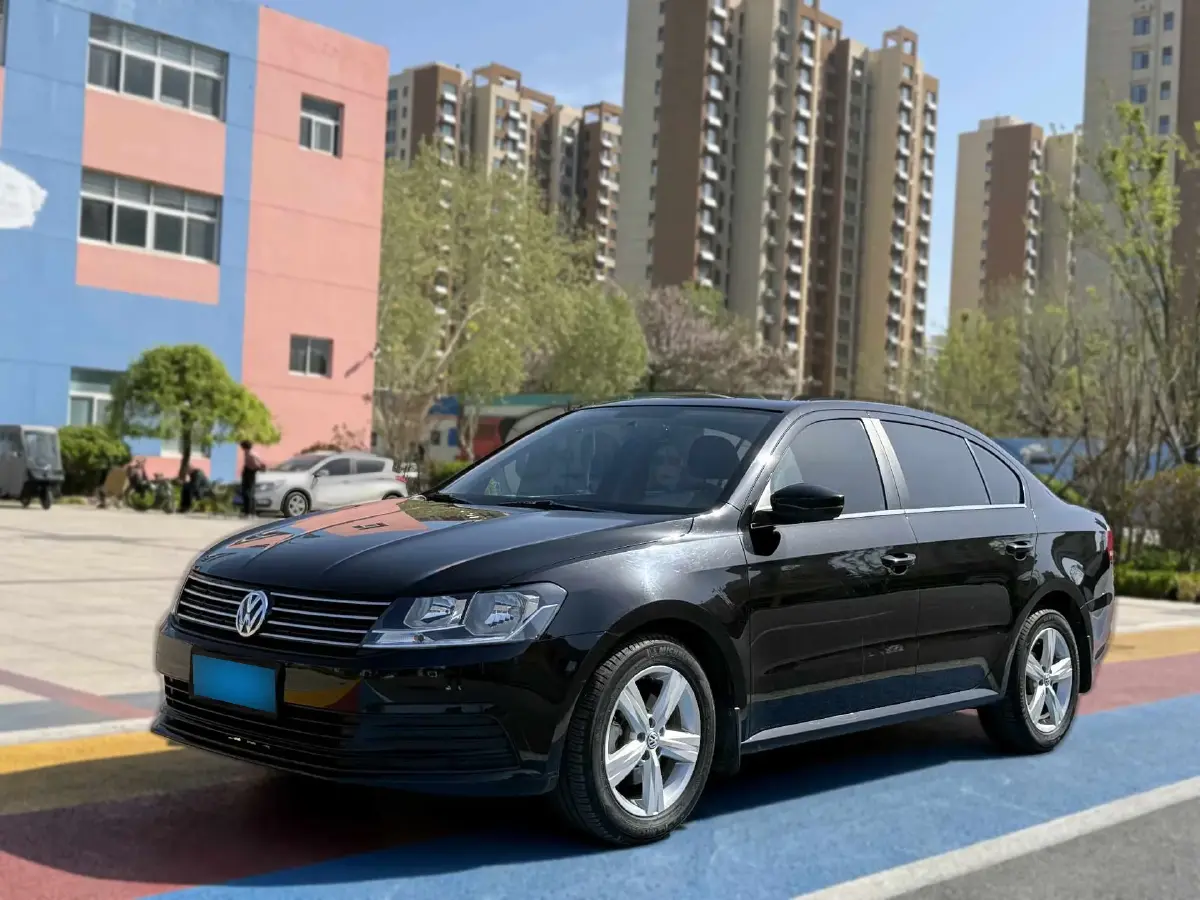 2017 Volkswagen Lavida 1.6L 110HP L4 6AT