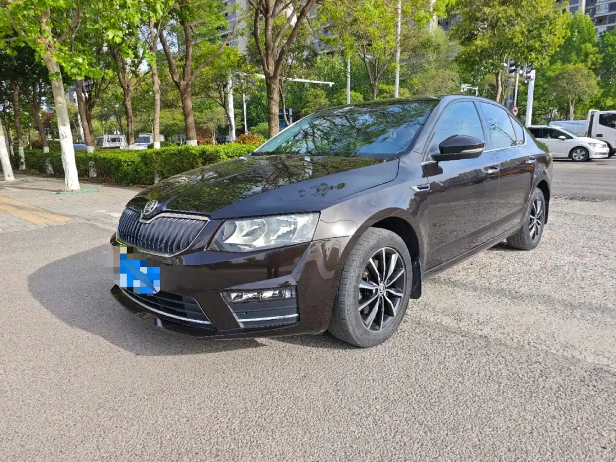 2017 Skoda Octavia 1.4T 150HP L4 7DCT