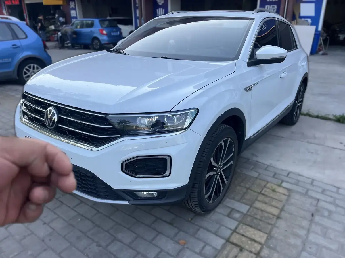 2021 Volkswagen T-Roc 1.4T 150HP L4 7DCT