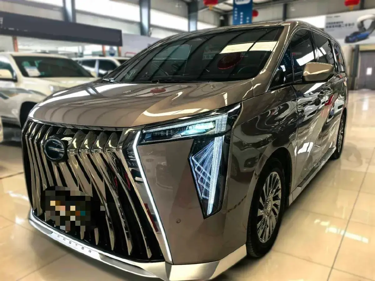 2023 GAC Trumpchi M8 2.0T 190HP L4 E-CVT Hybrid