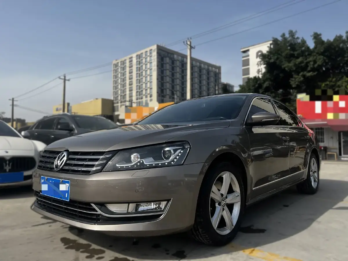 2014 Volkswagen Passat 1.8T 160HP L4 7DCT