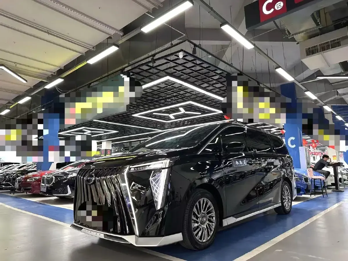 2023 GAC Trumpchi M8 2.0T 252HP L4 8AT