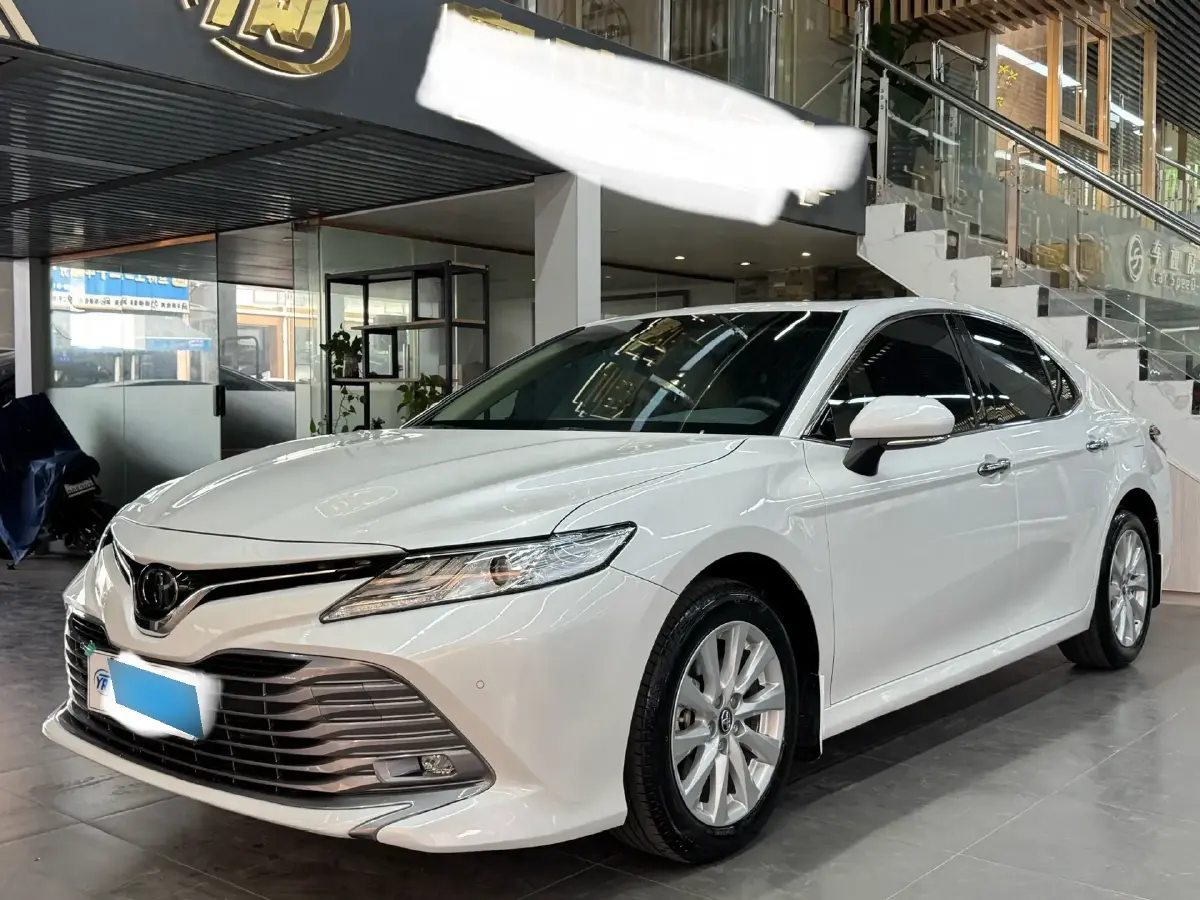 2019 Toyota Camry 2.0L 178HP L4 CVT