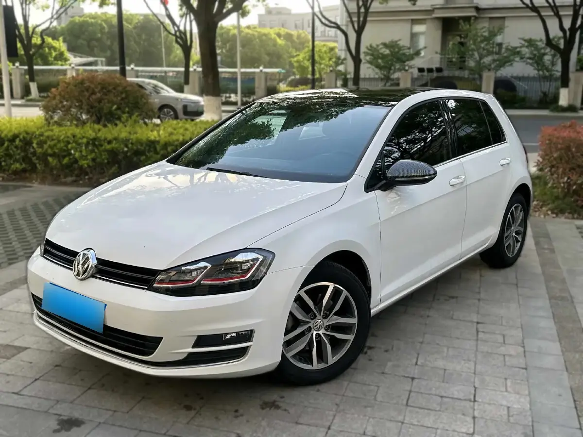2016 Volkswagen Golf 1.4T 131HP L4 7DCT