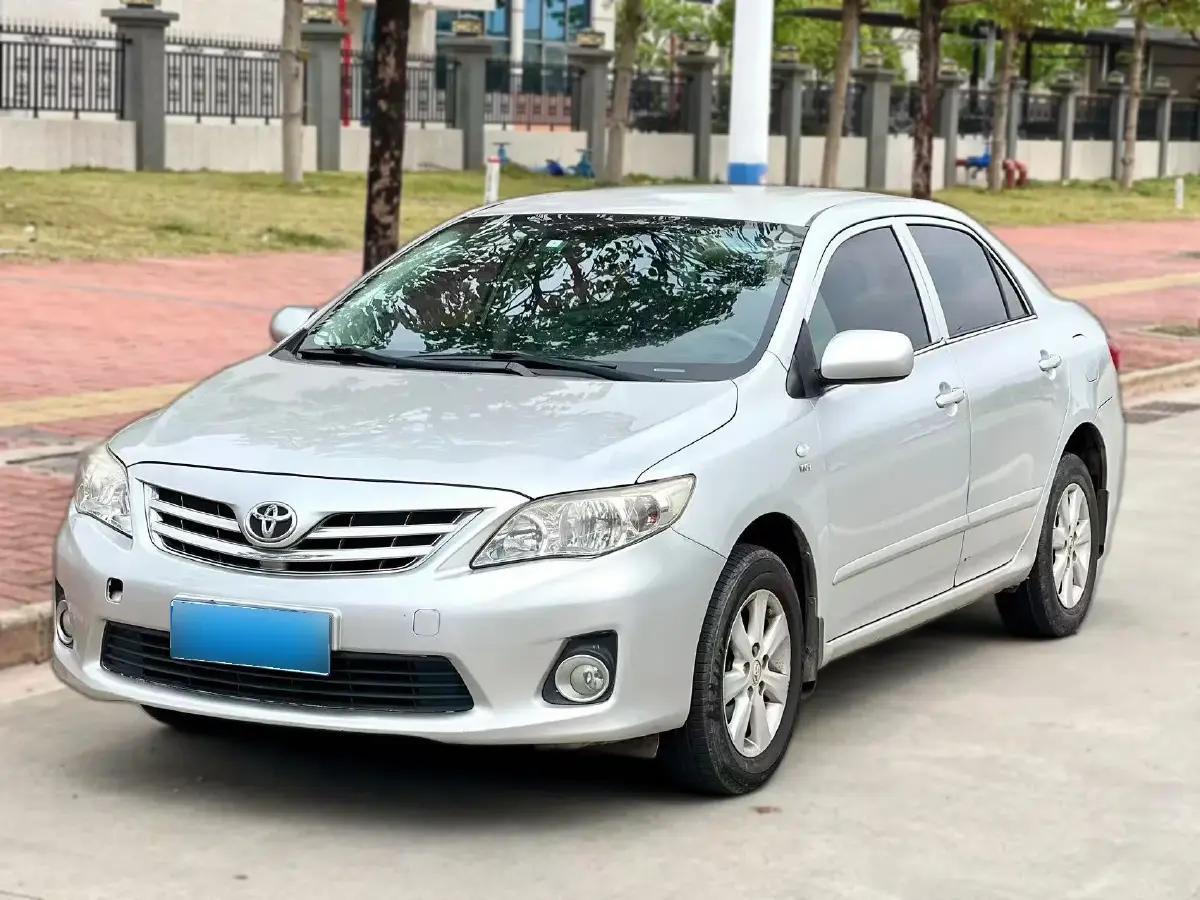 2011 Toyota Corolla 1.8L 140HP L4 CVT