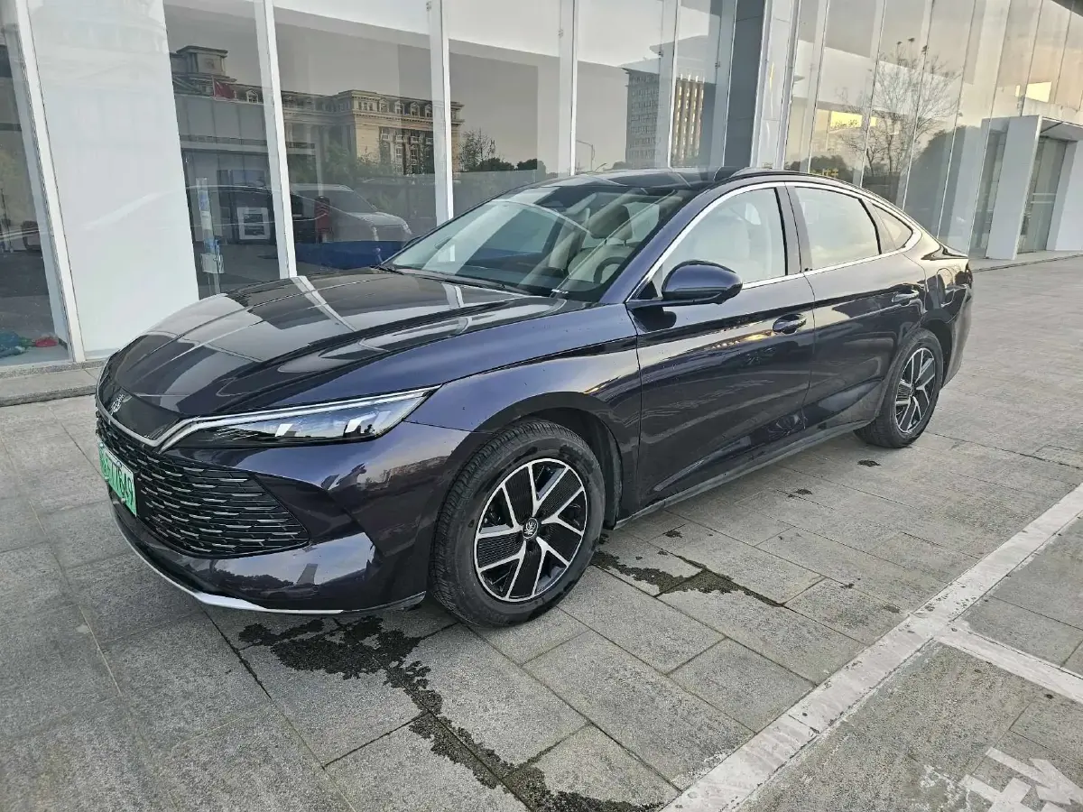 2024 BYD QinL 1.5L 101HP L4 E-CVT PHEV 15.87KWH