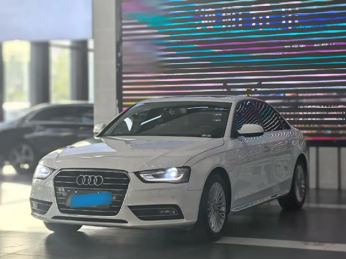 2016 Audi A4L 2.0T 180HP L4 CVT