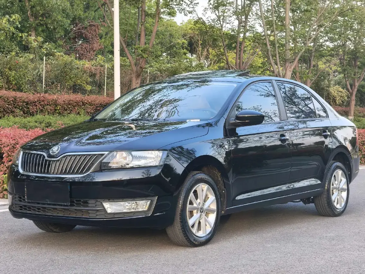2013 Skoda Rapid 1.6L 110HP L4 6AT