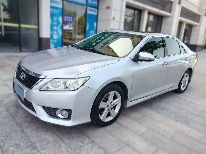 2012 Toyota Camry 2.0L 150HP L4 4AT