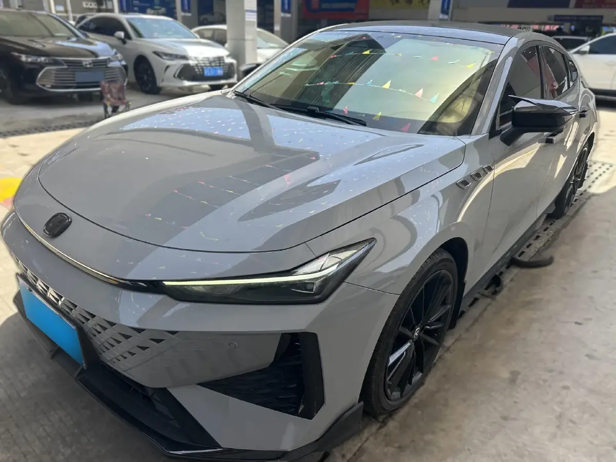 2024 ChangAn UNI-V 1.5T 188HP L4 7DCT