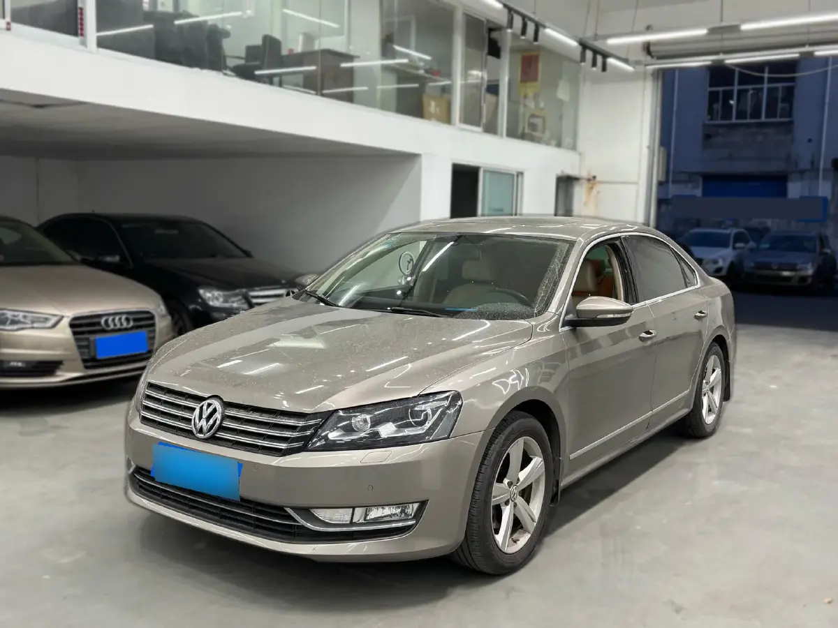 2013 Volkswagen Passat 1.8T 160HP L4 7DCT