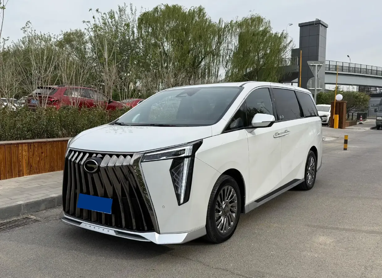 2023 GAC Trumpchi M8 2.0T 252HP L4 8AT