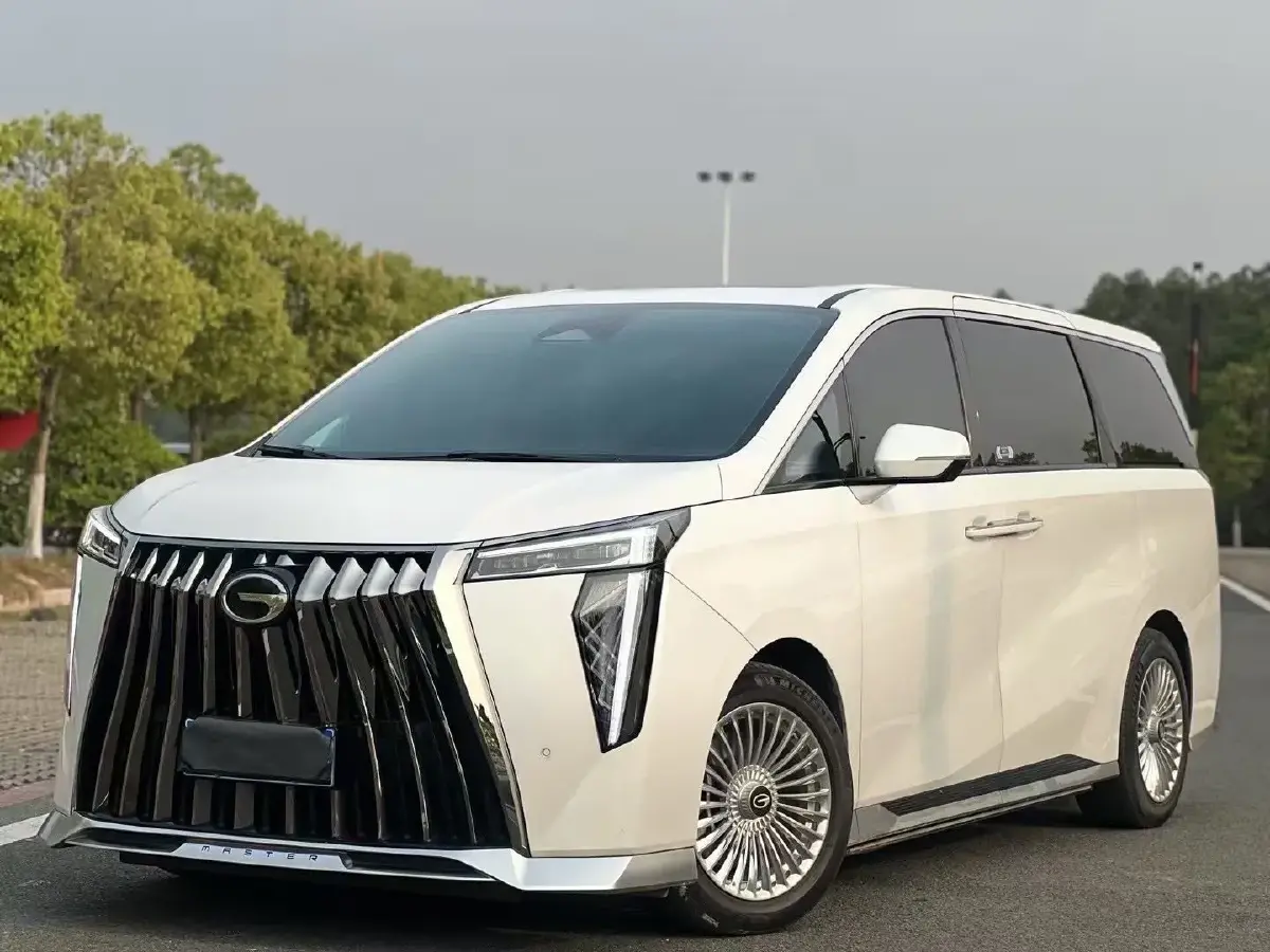 2023 GAC Trumpchi M8 2.0T 252HP L4 8AT