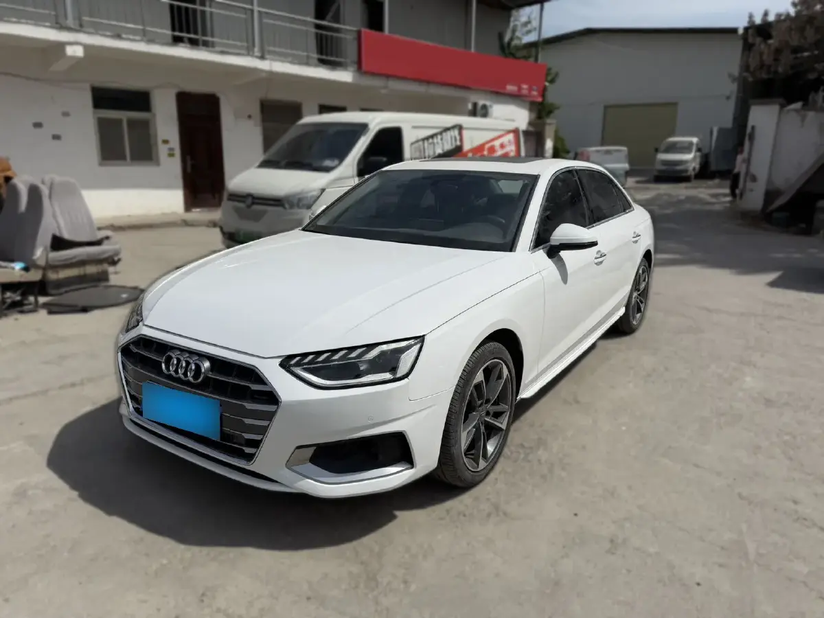 2020 Audi A4L 2.0T 190HP L4 7DCT