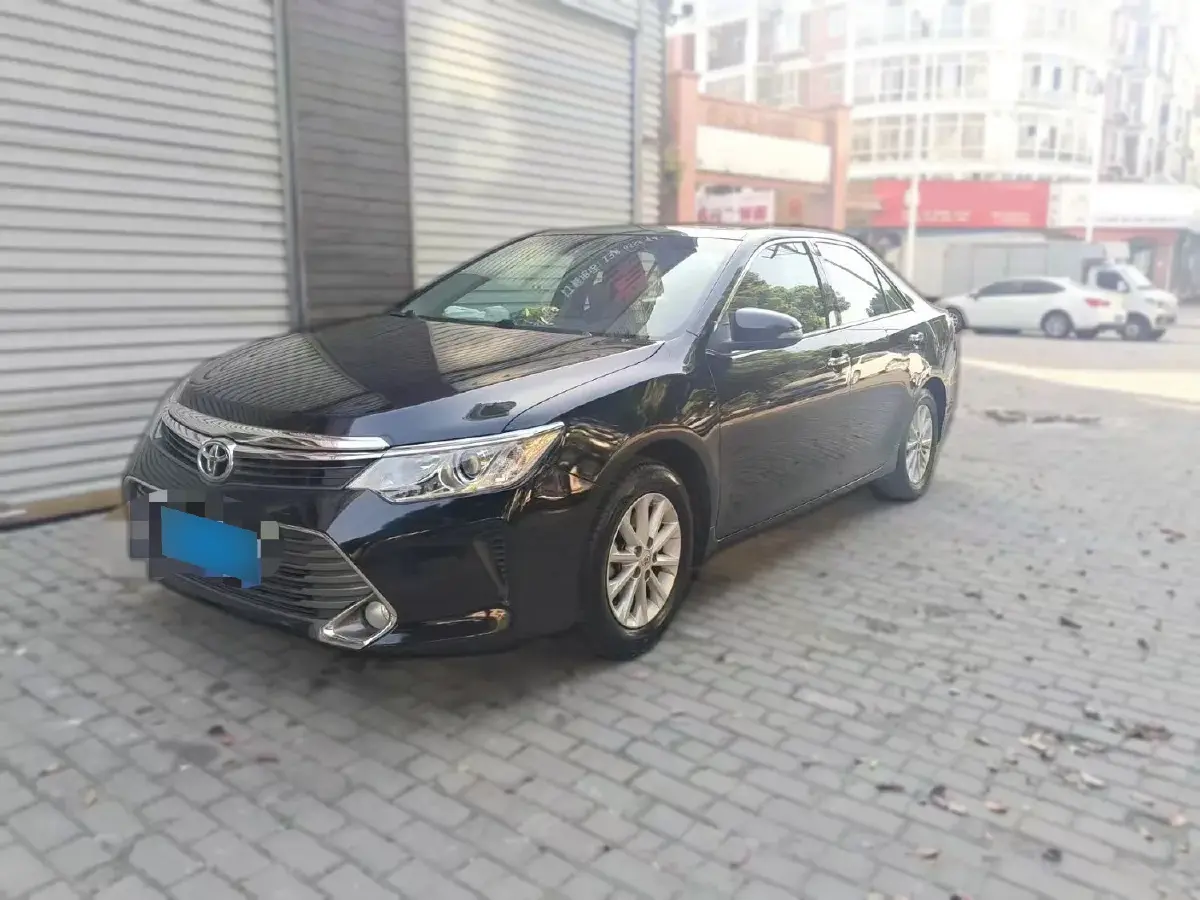 2015 Toyota Camry 2.0L 167HP L4 6AT